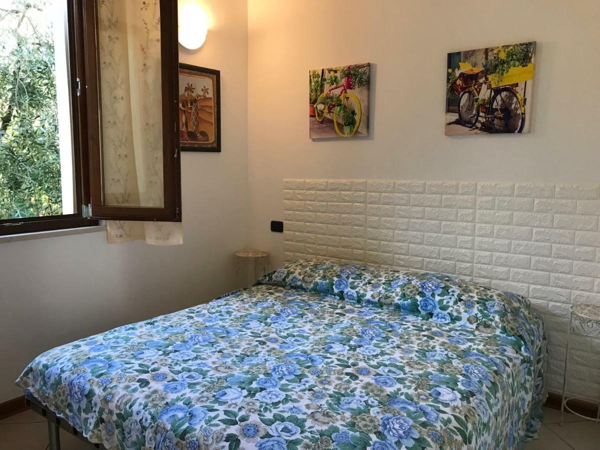 Appartamento Nonna Maria Garda Lake Padenghe sul Garda Exterior photo